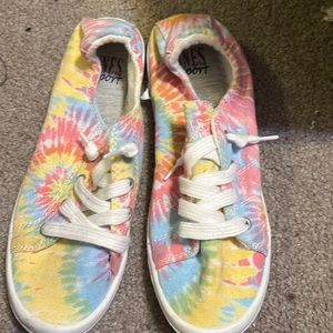 Tie Dye Dune Sport slip on shoes, like new, only worn a couple times.